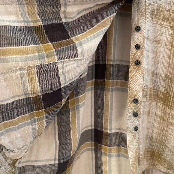 NWOT FREE PEOPLE Year-Round Light Double-Fabric Gauze-Flannel Shirt. - Picture 4 of 6